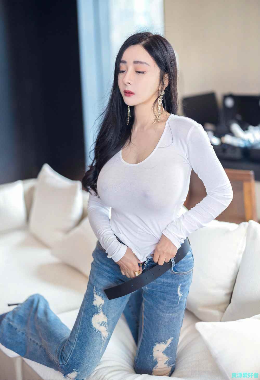 巨乳 裏